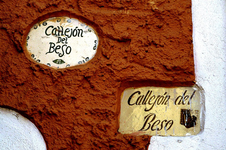 El Callejón del Beso En Guanajuato: La Razón Por La Que Todos Deben Conocerlo